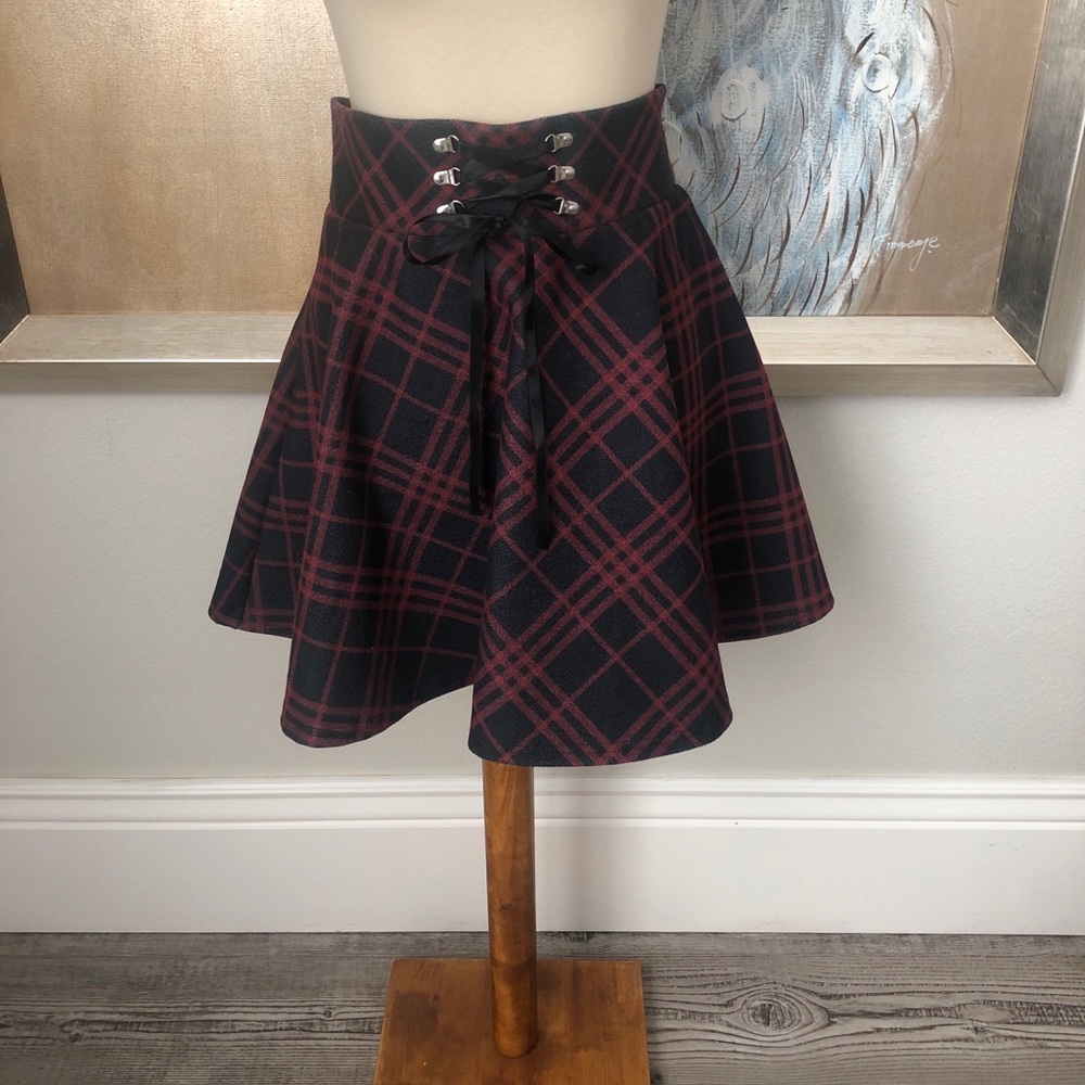 Plaid Lace-Up High-Waist Skater Skirt - Black & Burgundy Red